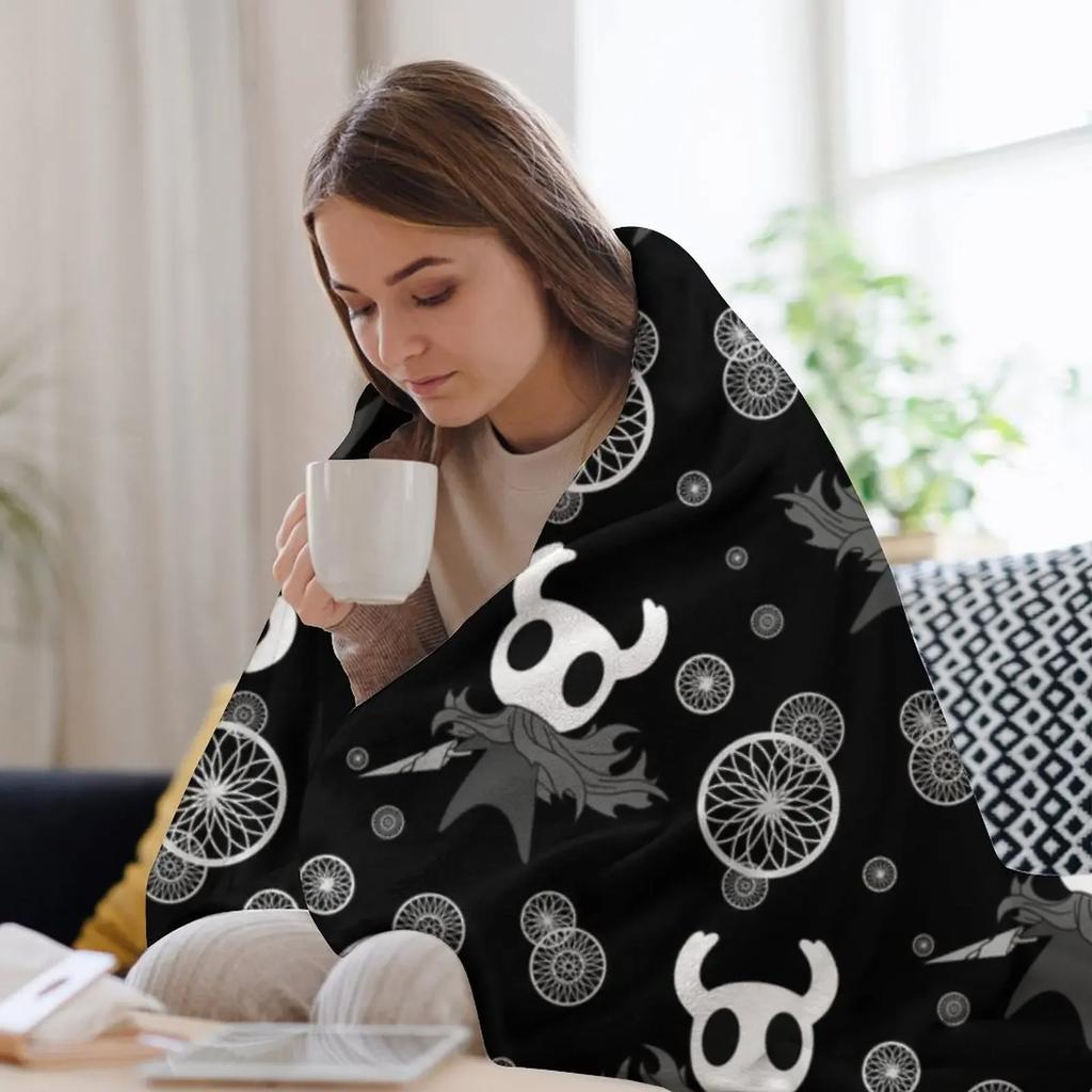 Hollow Knight Pattern Throw Blanket Kid'S Thermal Soft Luxury Designer Blankets Soft Big Blankets and Throws Picnic Blankets