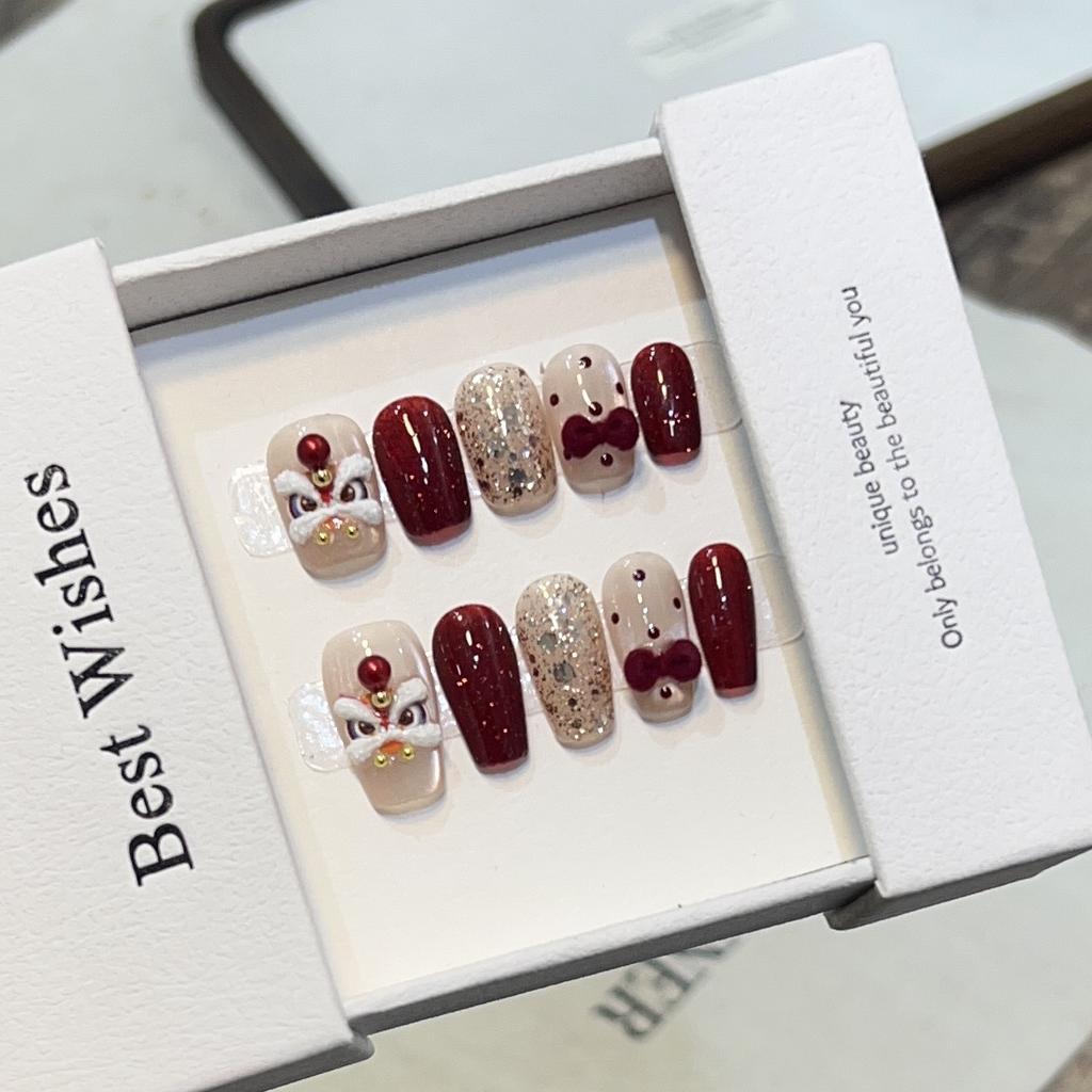 Plüschschleife Hongyun Handgezeichnete Löwenkunst Maniküre Tragen Kurzer Nagelkunstaufkleber Abnehmbares Wiederverwendbares Nagelstück