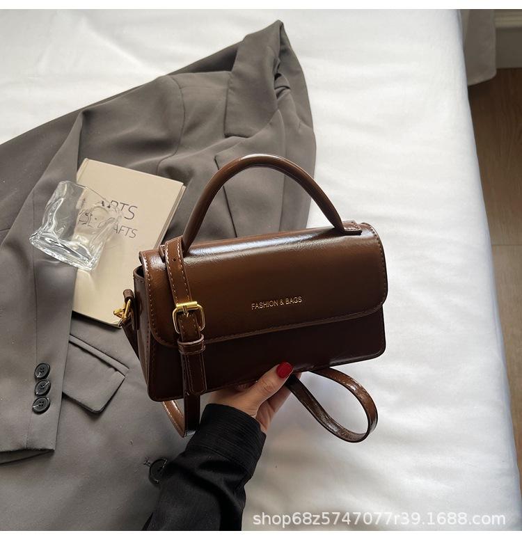 Retro Small Square Bag High-end Sense 2025 New Fashionable and Simple Korean One-shoulder Crossbody Bag Women's Daily Handbag