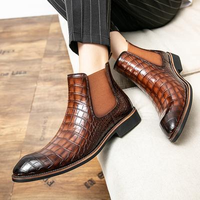 Moda Masculina Botins de Couro Slip-on de Cano Curto Bico Fino Salto Baixo Sapatos Masculinos Casuais Clássicos Botas Chelsea Botas Masculinas e Sapatos de Luxo