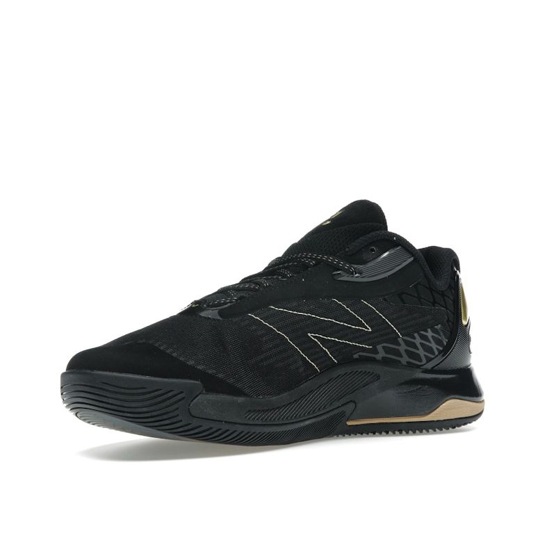 New Balance Zapatillas Unisex KAWHI 4 Transcend Greatness Negro Dorado BBKLSWG4