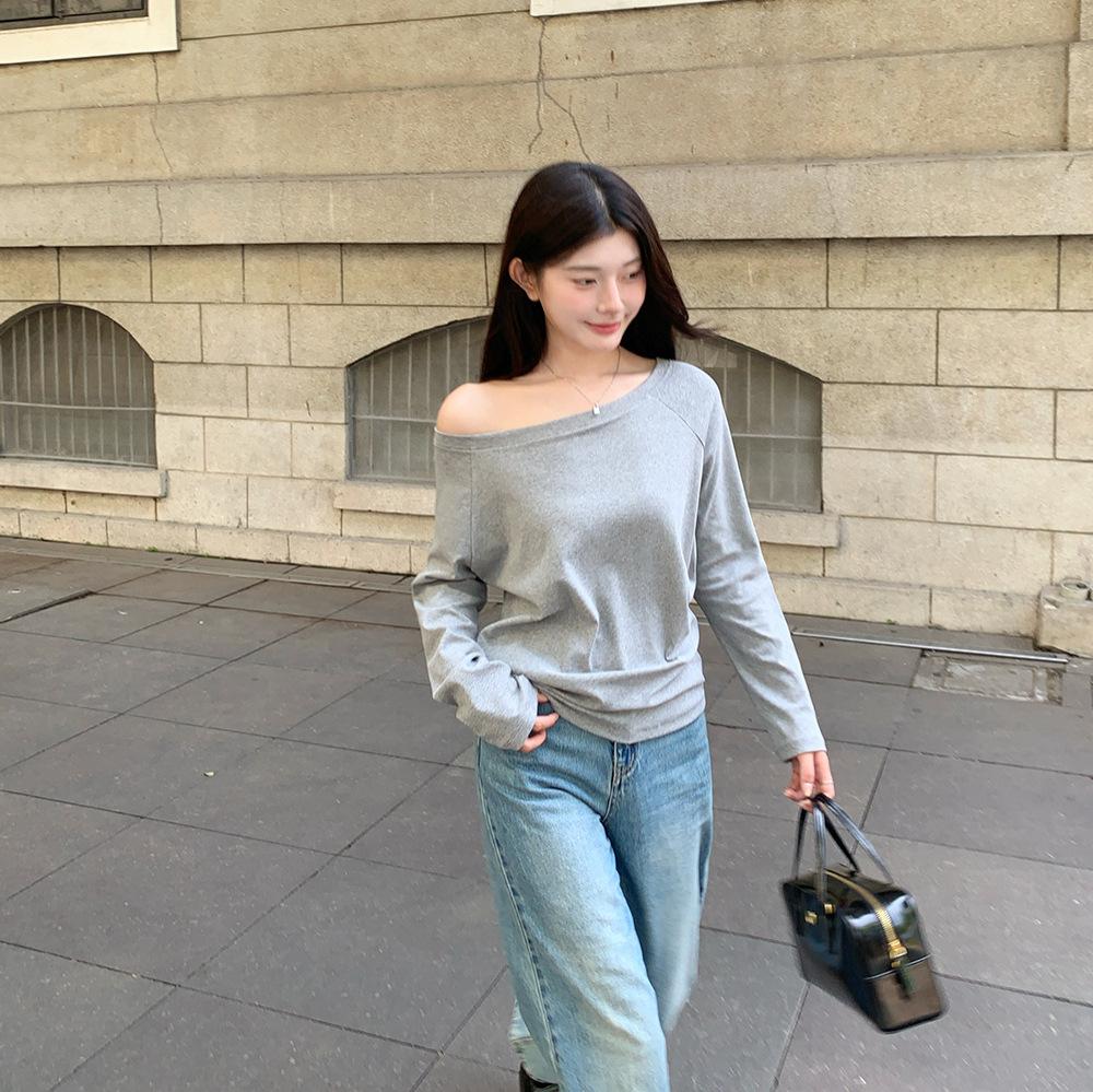 Spring and Autumn loose Off shoulder Long sleeve T-shirt Women Solid color Casual Tops Lady Basic Tees Korean style Youth Blouses