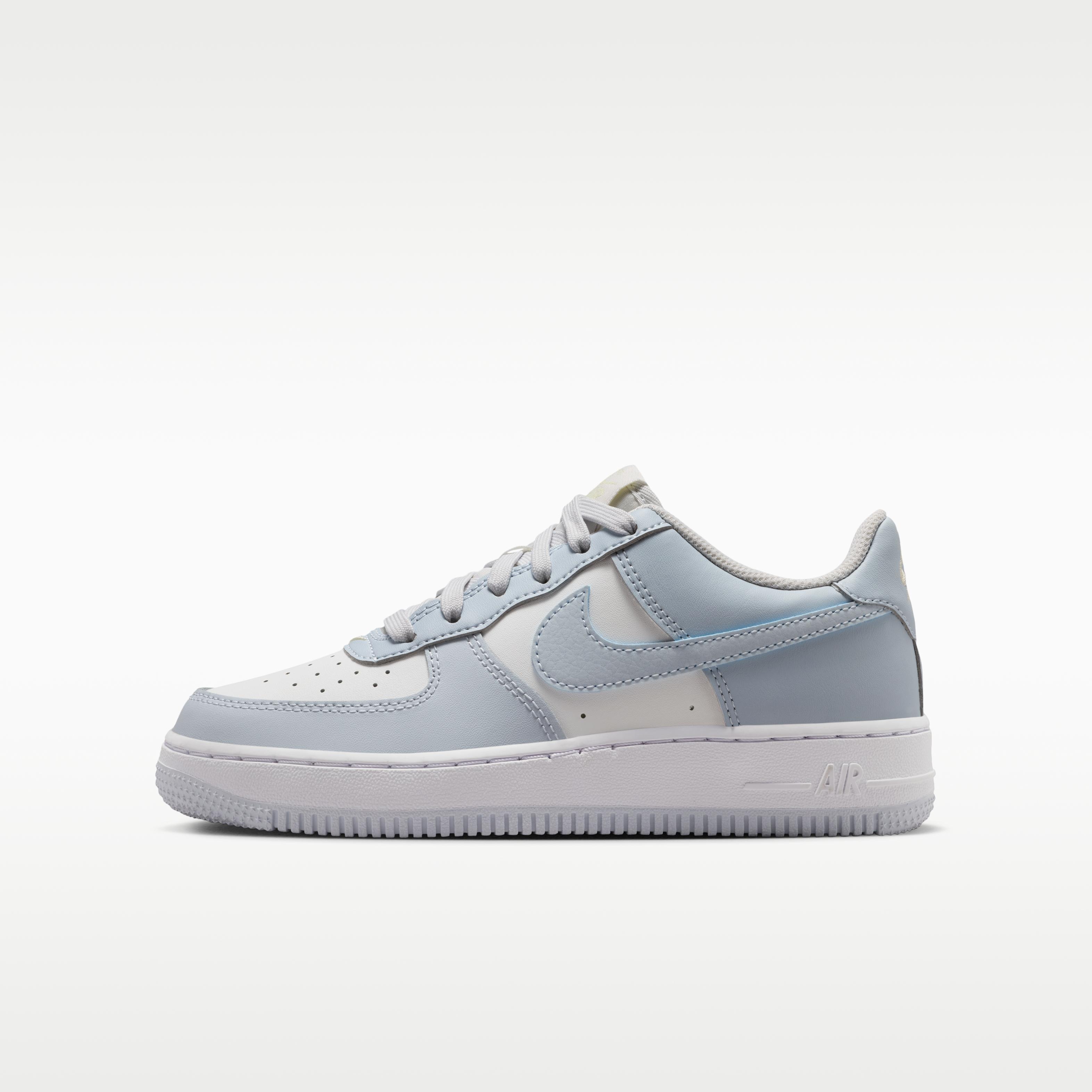 

Nike Air Force 1 Low Platinum Tint Alabaster Aura (GS) 35.5