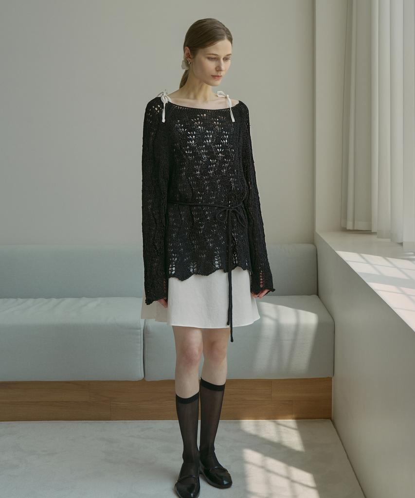 VLETI Contrast Neck Raglan Wave Trim Knit & Waist Strin (Black)