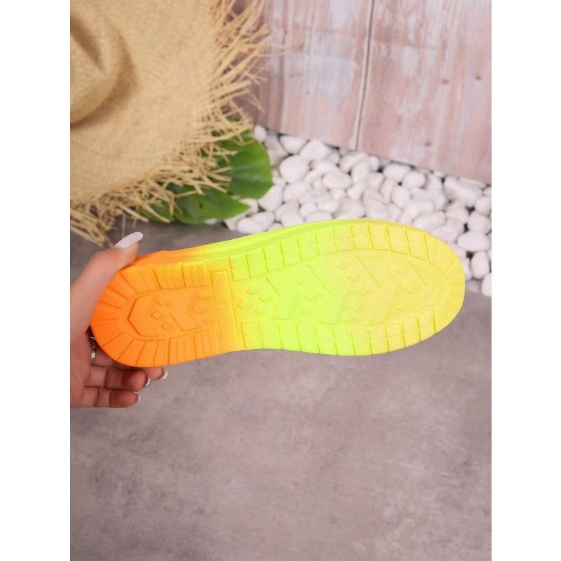 2025 New Plus Size Lace-up Colorful Low Top Shoes Women's Graffiti Lazy Canvas Flat Shoes