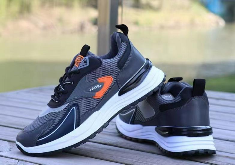 Trendige Laufschuhe für Herren: Atmungsaktive Mesh-Freizeitsneakers
