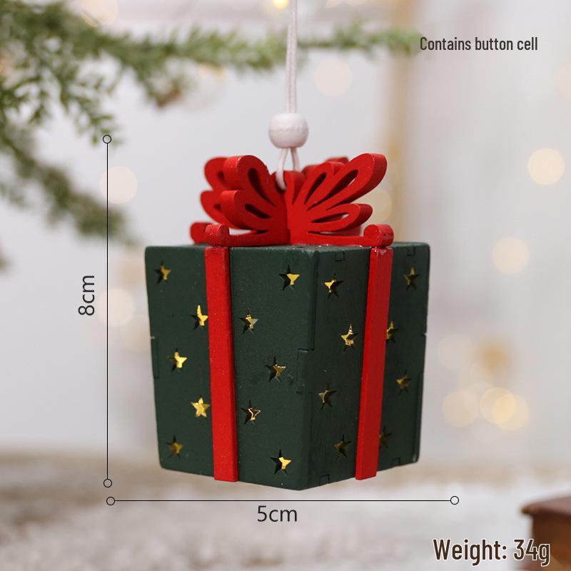 Creative Christmas Tree Decor: Wooden House Ornaments & Family Pendants