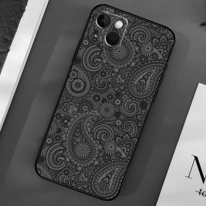 Bandana Seamless Pattern Black Phone Case For iPhone 17 Pro Max 11 12 14 15 16 Pro Max 13 Mini 15 16 Plus 16e 17 Air Cover