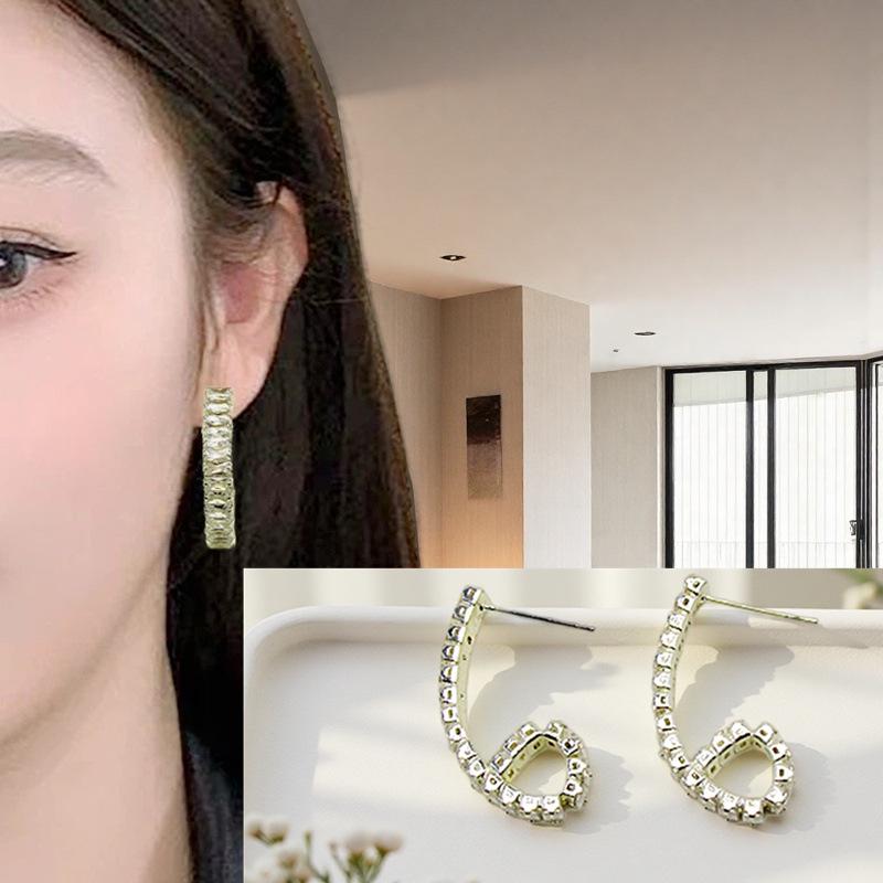 Europäische Zirkon-Ohrringe: Elegant, Hell und Vielseitig für einen Luxuriösen Look