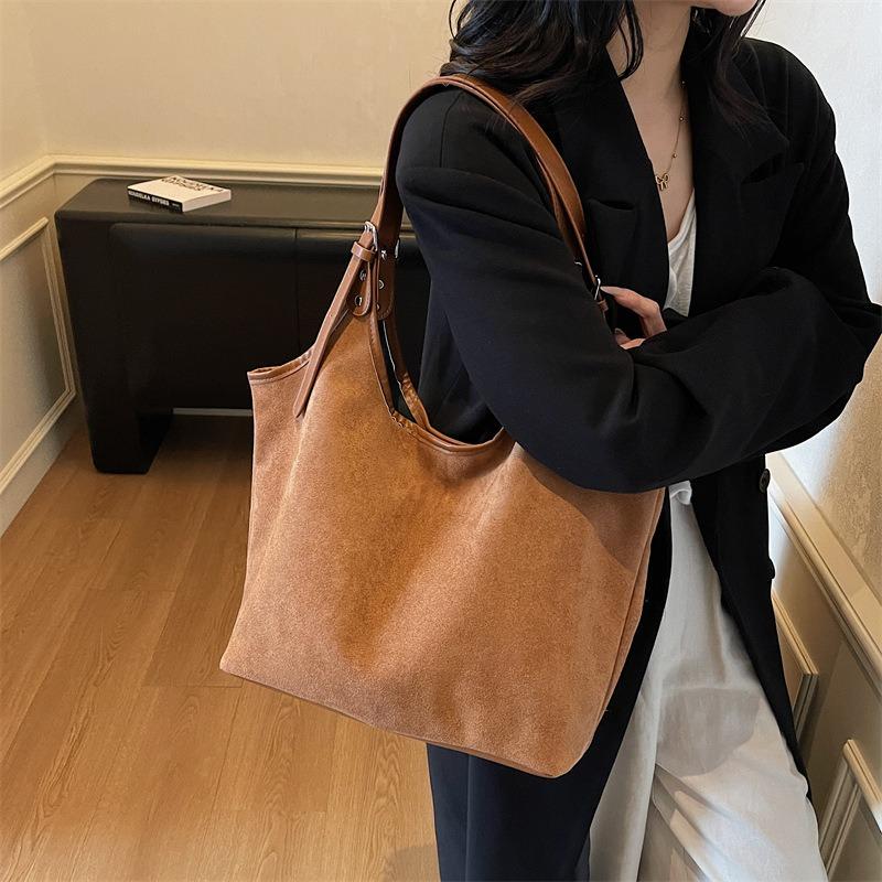 Retro autumn bag women's new retro shoulder bag large capacity tote bag fashion commuter bag
