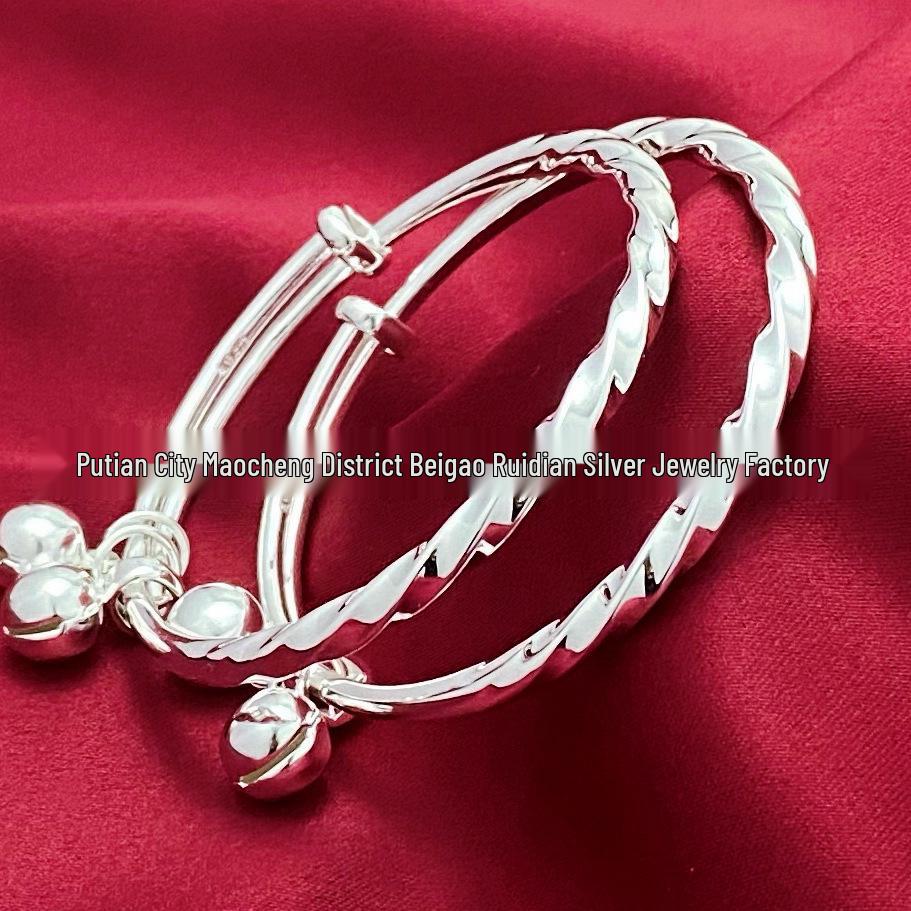 Valentine's Day Silver-Plated Star Bracelet for Women - Trendy Douyin Style Gift for Bestie