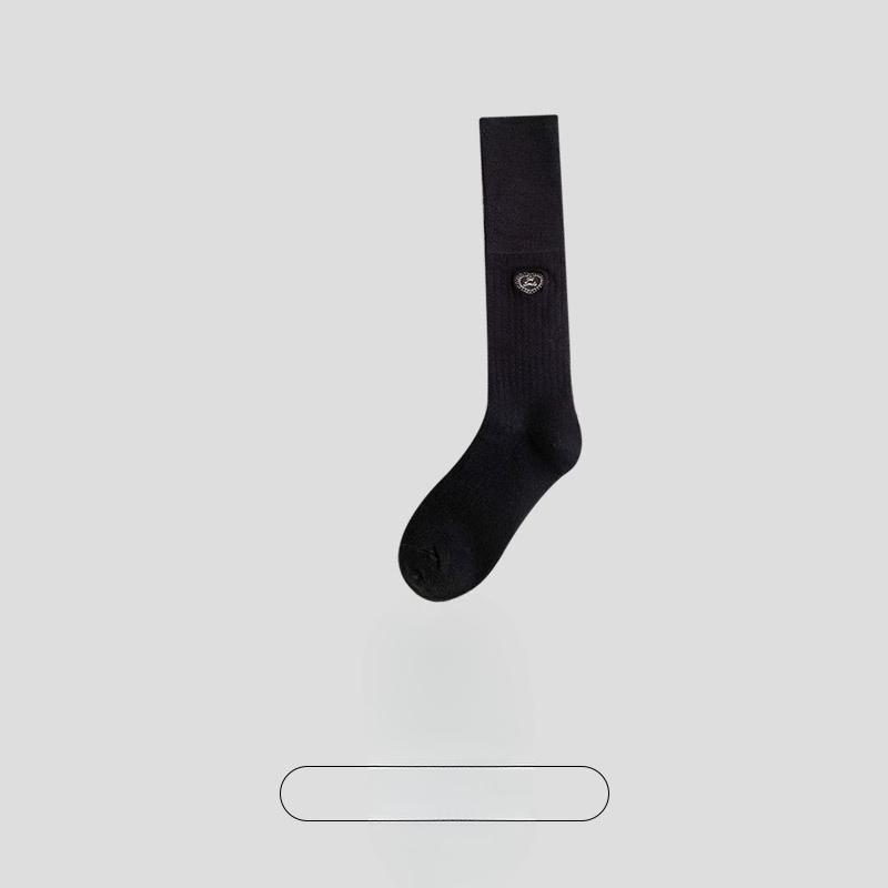 

Женские осенне-зимние носки до икр с вышивкой «Любовь», подчеркивающие стройные ноги, без косточек, высокие 1 pair чёрный