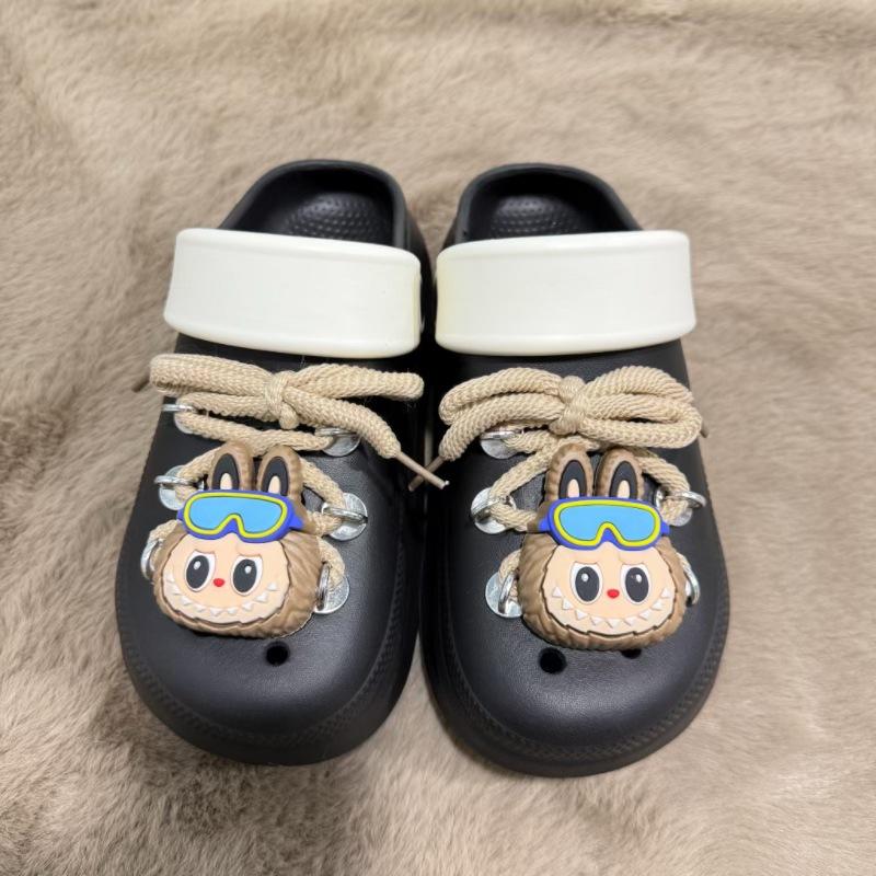 Cute baby straps cartoon garden hole shoes women wear soft-soled non-slip, breathable and non-smelly slippers outside the home