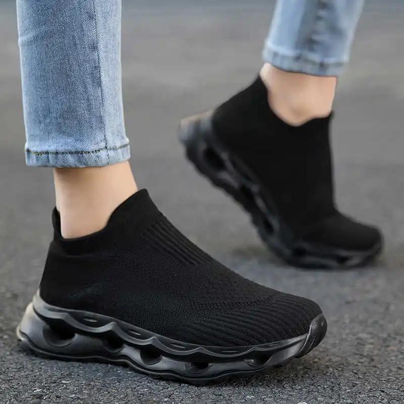 Flat Sole Camp Sneakers For Men And Women Vulcanize Outdoor Sports Shoes Men Ternis Top Grade On Offer Foot-wear Exercise
