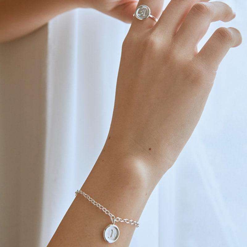 IRIS The Initials Small Sealing Initial Bracelet_Silver