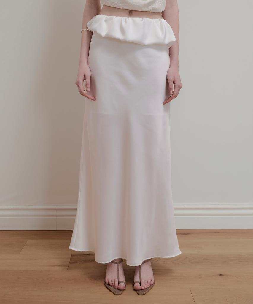 Aobteu Balloon Detail Satin Skirt - White