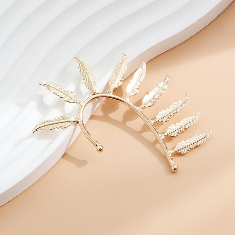 Fashion Metal Feather Ear Cuff Earrings for Women Exaggerated C-Shaped Ear Hook Without Ear Hole Clip On Earrings Decor Jewelry