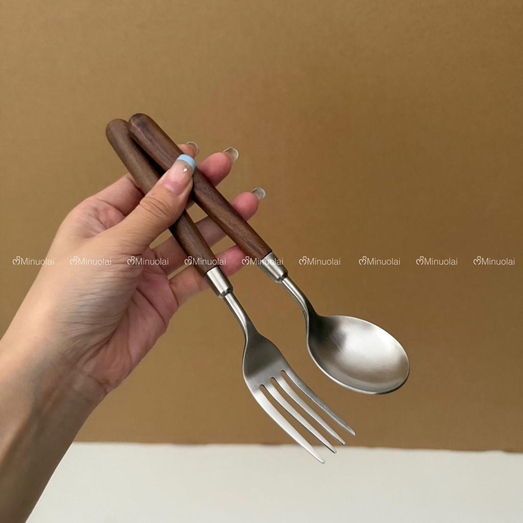 304 Sanded Walnut Knife and Fork Spoon Set, Frosted High-end Western Tableware, Steak Knife and Fork Thickened