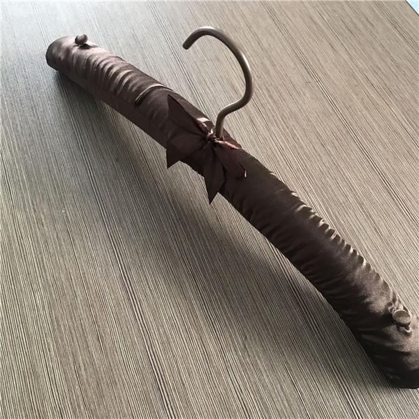 Schwamm Kleiderbügel Mit Haken Seiden Satin Stoff Kleider Aufhängen Wäscheklammer Annähen Knöpfe Anti-Rutsch Hochzeitskleid Weiße Kleiderbügel