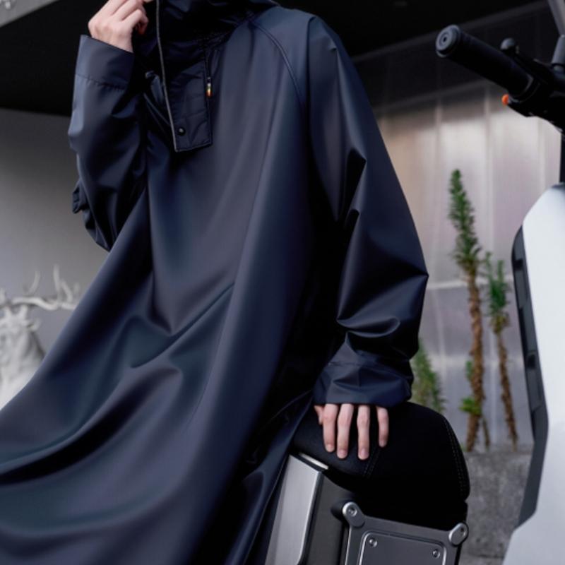 Reflective Safety Enhanced Waterproof Raincoat For Motorcycle Riding Full Coverage Breathable Fabric For Night Use