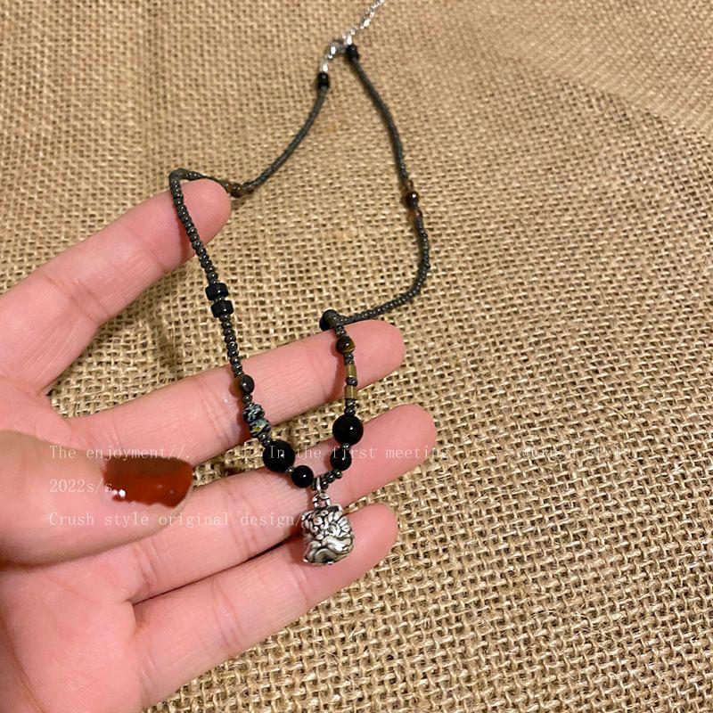 Retro Chinese Lion Dance Beaded Necklace - Versatile Ethnic Clavicle Chain for Women