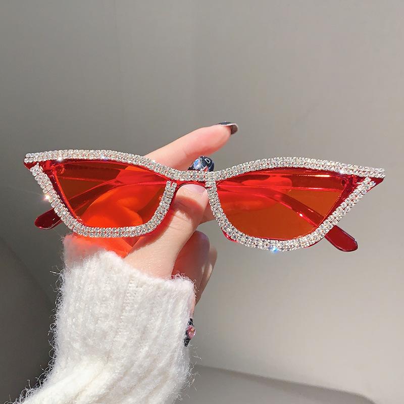 Fashion Cat Eye Rhinestone Bling Sunglasses Women Vintage Small Frame Ladies Gradient Sun Glasses UV400