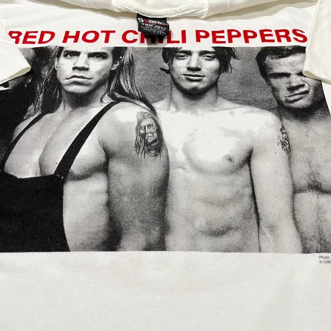 Vintage Red Hot Chili Peppers Graphic Red Logo 90s Band Sz.L White Shirt REPRINT XL