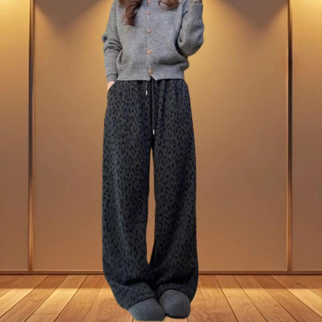 Winter Bestseller: Leopard Print Fleece-Lined Wide-Leg High-Waisted Chic Slimming Casual Pants