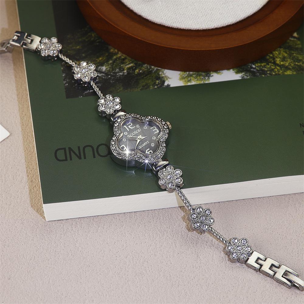 Full diamond fine leaf grass dial watch, light luxury and high-end feel, digital face bracelet, ladies' temperament exquisite watch