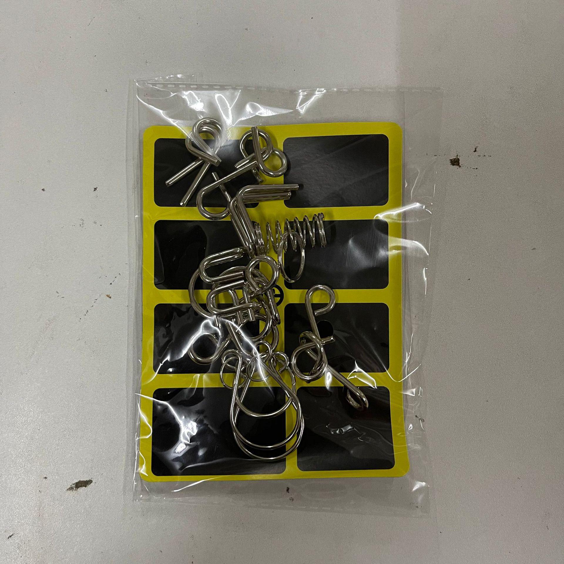 

Металлический развивающий набор игрушек с девятью кольцами: Улучшает способность детей решать проблемы и снимает стресс. A bag жёлтый