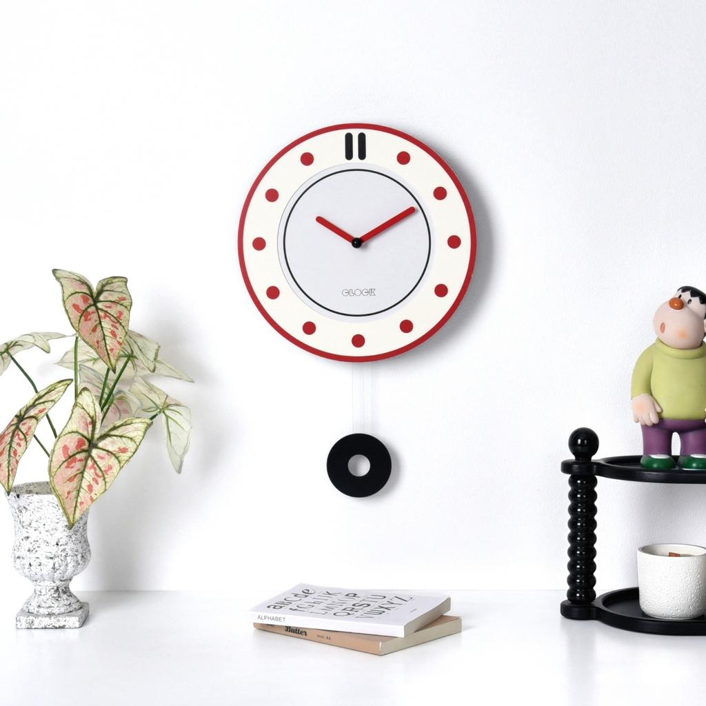 Wall Clock Living Room Clock Fashion High-end Decoration Creative Restaurant Wall Hanging Silent Punch-free