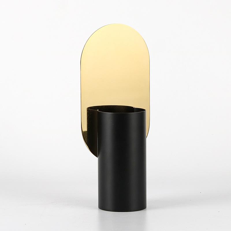 Simple Geometric Metal Flower Vases Niche High-end Decoration Light Luxury Modern Art Vases Model Room Living Room Ornaments
