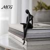 Figurina Moderna per la Meditazione Figure del Pensatore Stampate in 3D Ornamenti, Sculture Minimaliste di Arte Astratta Elegante Decorazione da Appendere da Tavolo per Casa Ufficio