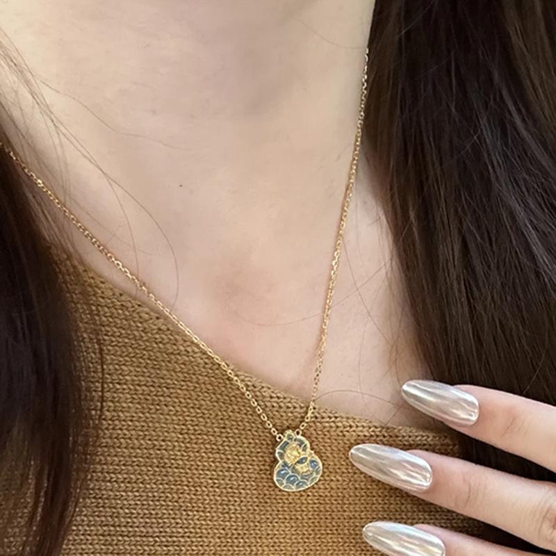 Elegant Vintage Green Enamel Shiny Gourd Ring Necklace Exquisite Ginkgo Leaf Texture And Diamond Palace Style Jewelry Sets