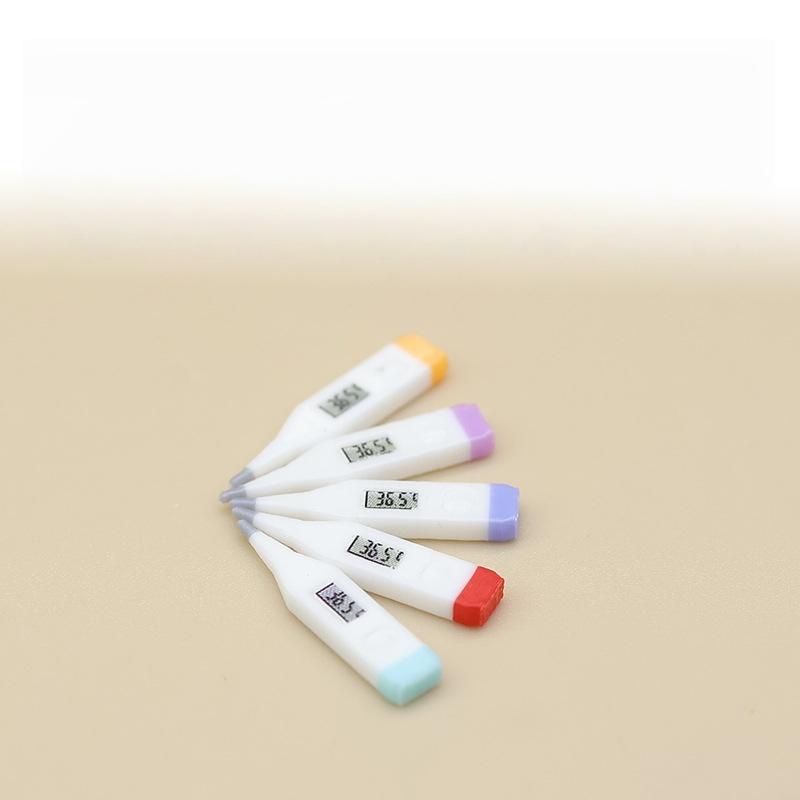 Random 5Pcs  Miniature Scene Decoration 1/12 Scale Dollhouse Simulation Mini Model Toys For Doll Accessories