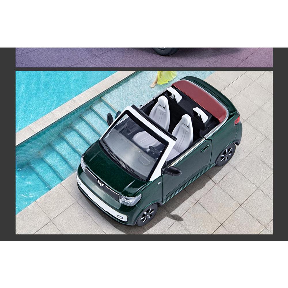 1/24 Scale WuLing MINI EV Simulation Car Decoration,Alloy Die Cast Truck Static Electricity Can Open The Door Toy Car Adult Gift for Collection Lovers