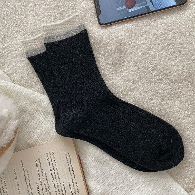 

Women s Autumn Winter Thick and Warm Assorted Striped Wool Medium Tube Pile Socks 1 pair чёрный