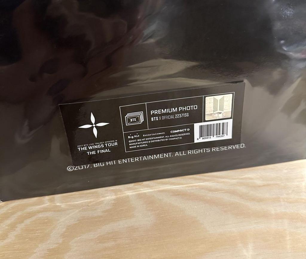 [USED] BTS WINGS THE FINAL Premium Photo SUGA Yoongi