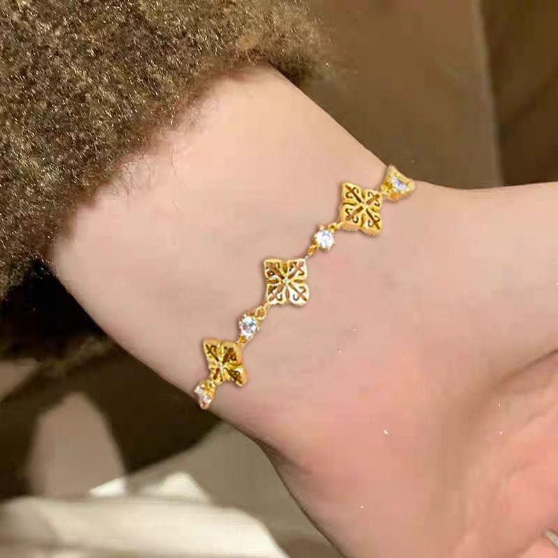 Medieval Style Vtage Micro-Inlaid Cross Flower Bracelet Bracelet, Exquisite Temperament, Advanced Sense, Old Money Style Stacked Jewelry