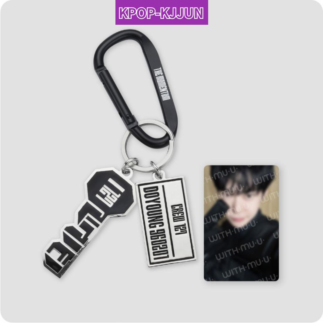 

2025 NCT 127 4TH TOUR [NEO CITY : SEOUL – THE MOMENTUM] OFFICIAL MD CARABINER KEYCHAIN Set DOYOUNG