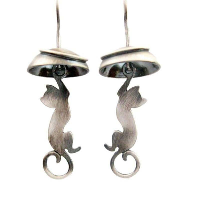 Personalized Simple Cat Earrings Creative Niche Alloy Animal Shape Long Earrings серебряный