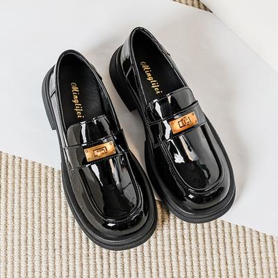 Spring New Women 'S Black Leather Shoes Black Casual Loafers Fashion Metal Design British Style High Bottom Large