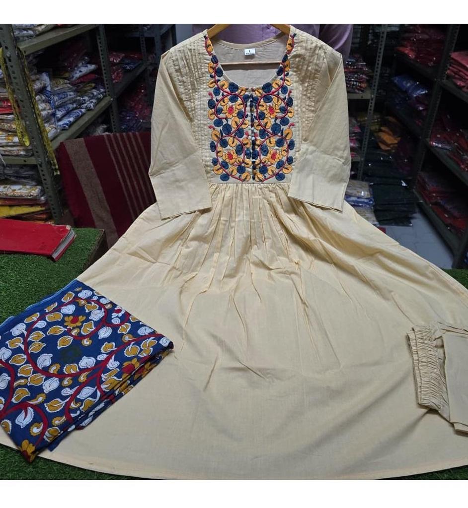 Beautiful Designer Cotton Off White Kurti Set Women Bollywood Party Wear Kurta Pant Dupatta Set
