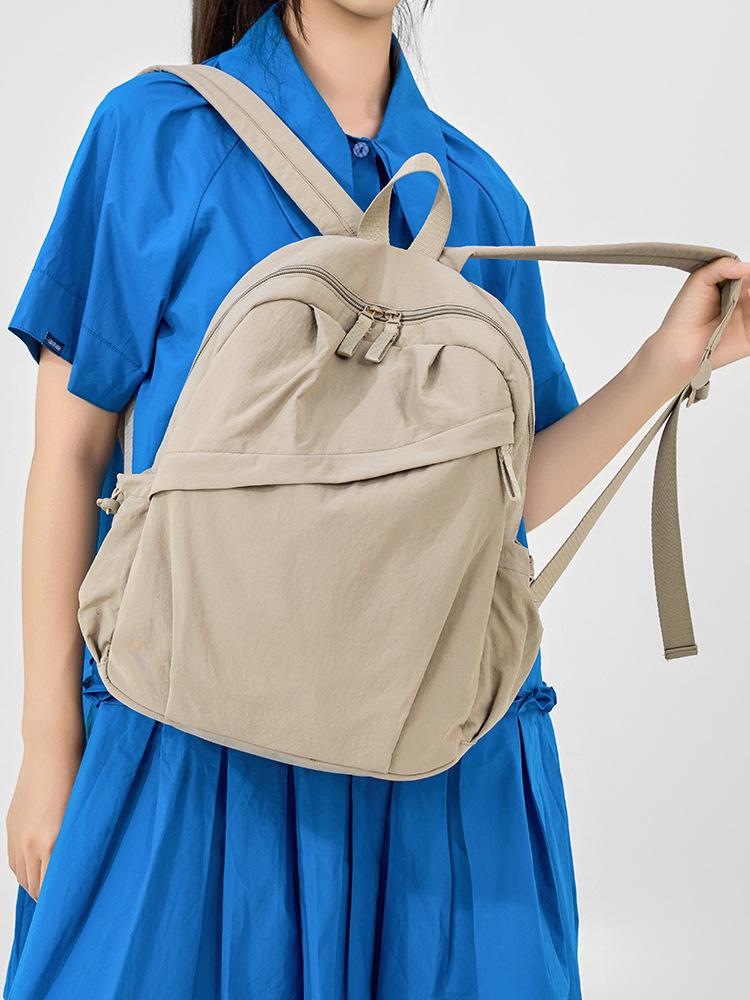 Ultra-leichter Damen-Nylon-Rucksack im koreanischen Stil - Großes Fassungsvermögen, Vielseitig, Einfarbige Ausführung für den täglichen Weg