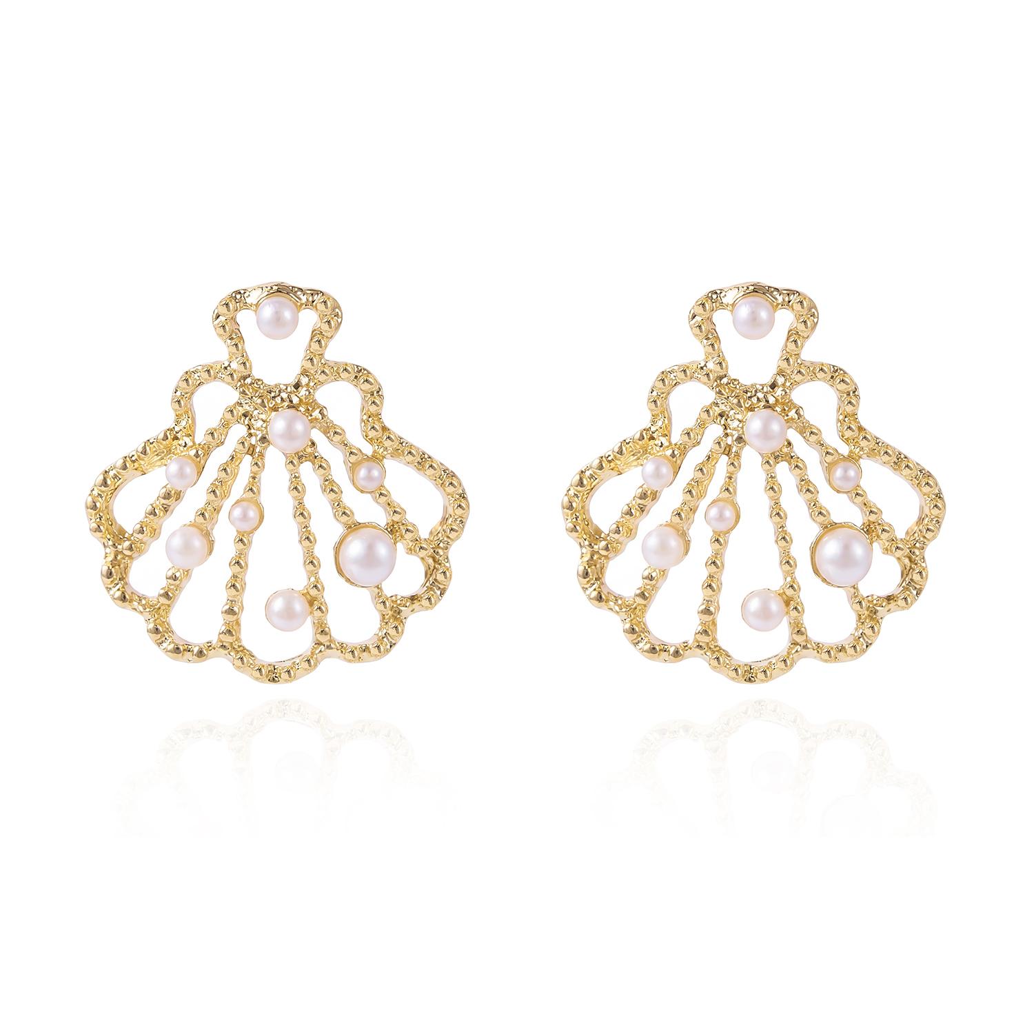 

Vintage French Style Scallop Shell Earrings For Women Elegant Gold Color Pearl Studs Fashion Jewelry Summer Beach Accessories Gi