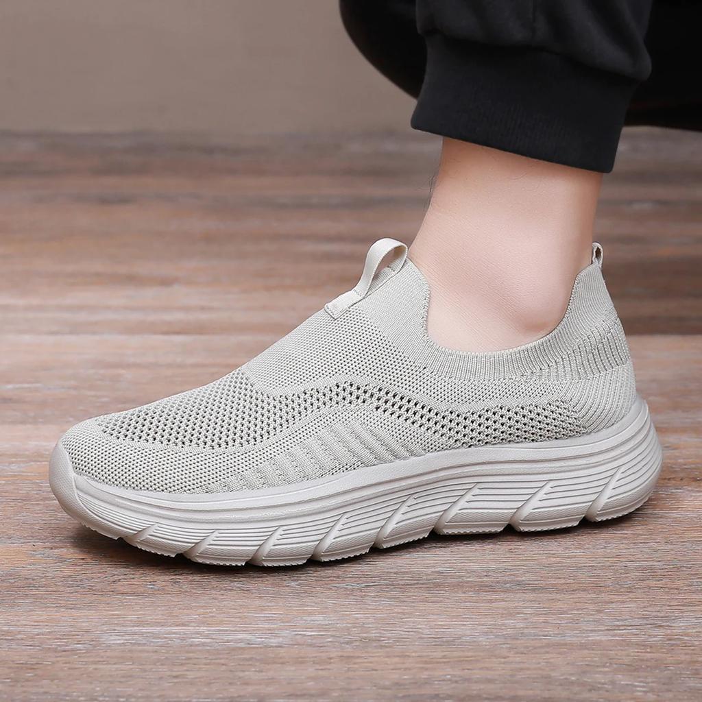 Mens Walking Shoes Lightweight Breathe Casual Mesh Running Shoes Slip On Fashion Tennis Sneakers Comfort Gym Workout Trainers