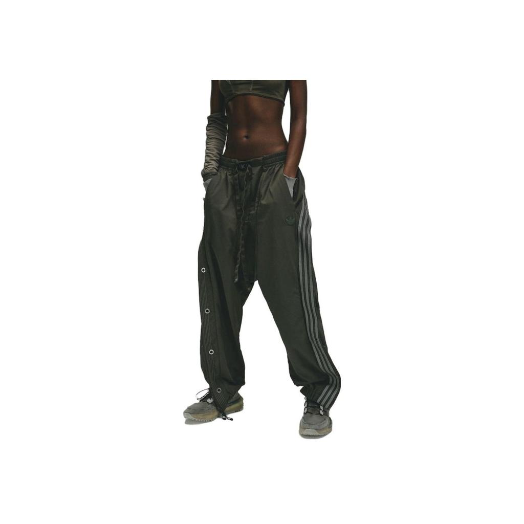 Adidas Originals X Hamcus Kolaborace FW23 Tři pruhy Cvočkové zapínání Boční Sportovní Dlouhé Kalhoty Unisex Kalhoty Tmavě-Armádně-Zelená IX7078