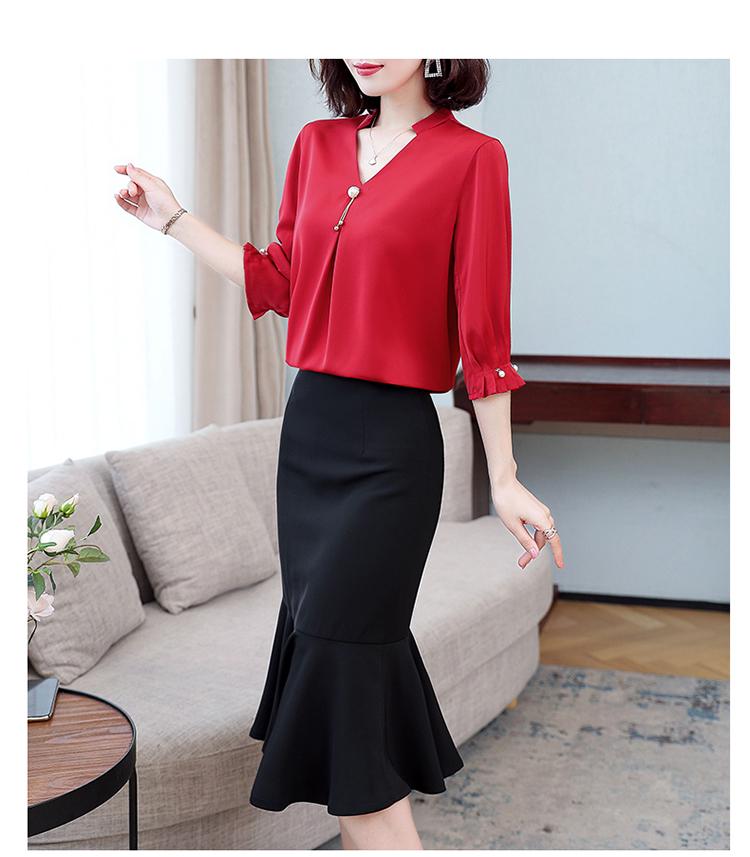 Women's Black Mid-Length Fishtail Skirt, Professional A-Line for a Fashionable, Slim High-Waist Look