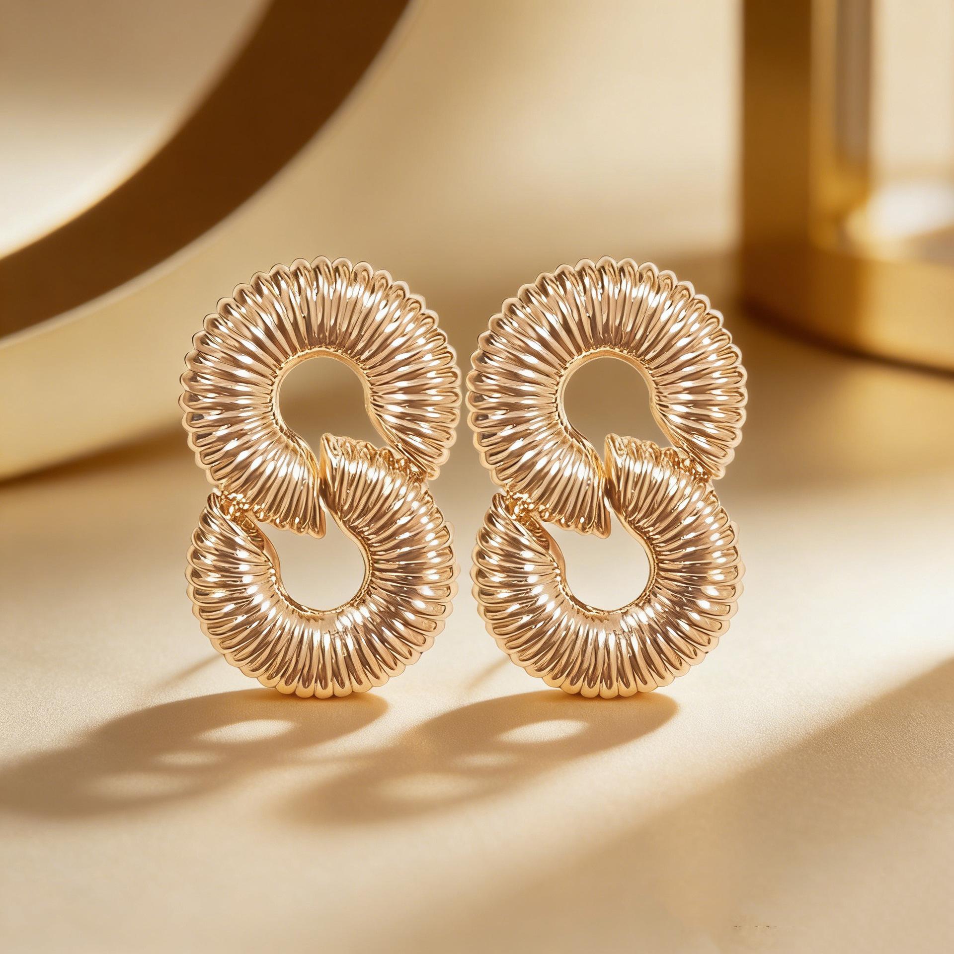 European and American High-end Retro Threaded Twist Earrings Earrings for Women