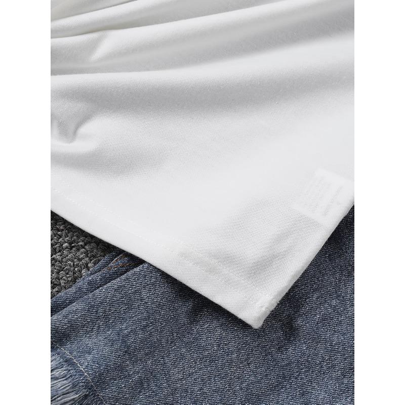 European size A Comfortable Short-Sleeve Round-Neck T-Shirt Featuring a Print of The Italian Coastline, Made from Soft Fabric